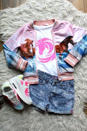 Shirtje T-Shirt Lovehorse roze wit, bombervestje paard roze, sneakers magic rainbow wit roze, broekje flowers denim blauw