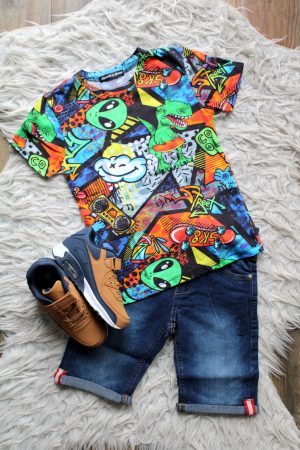 Broekje Boys Lee Cooper donker blauw kort, Sneakers Chico bruin blauw, shirtje alien